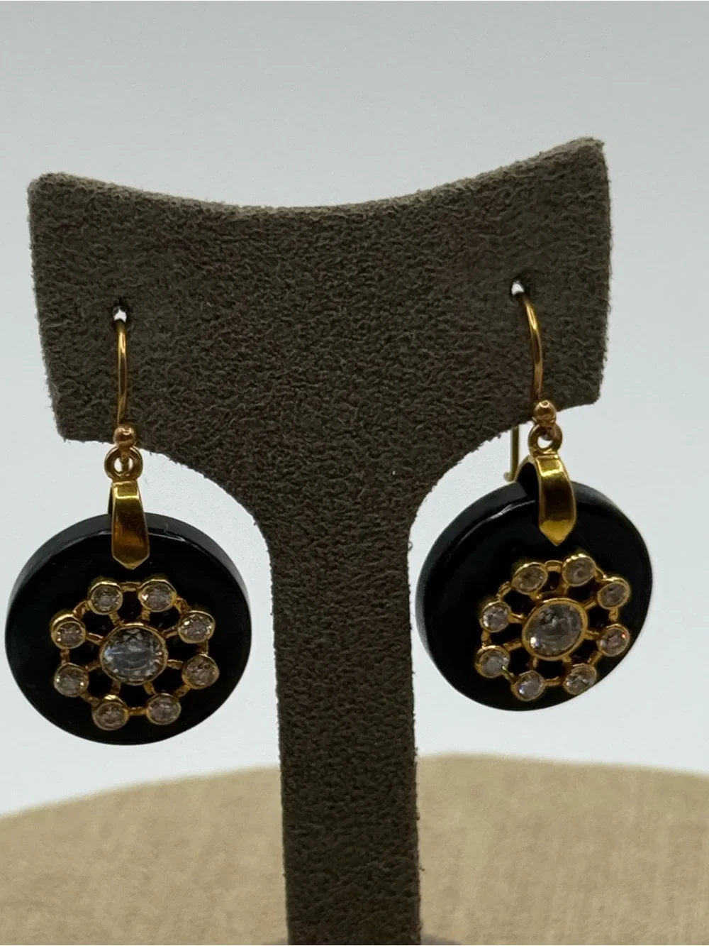 vintage Black and Gold onyx Crystal Round Drop Earrings and Pendant Set